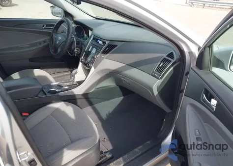 2013 Hyundai Sonata Gls z USA, uszkodzony, nr VIN 5NPEB4ACXDH681566